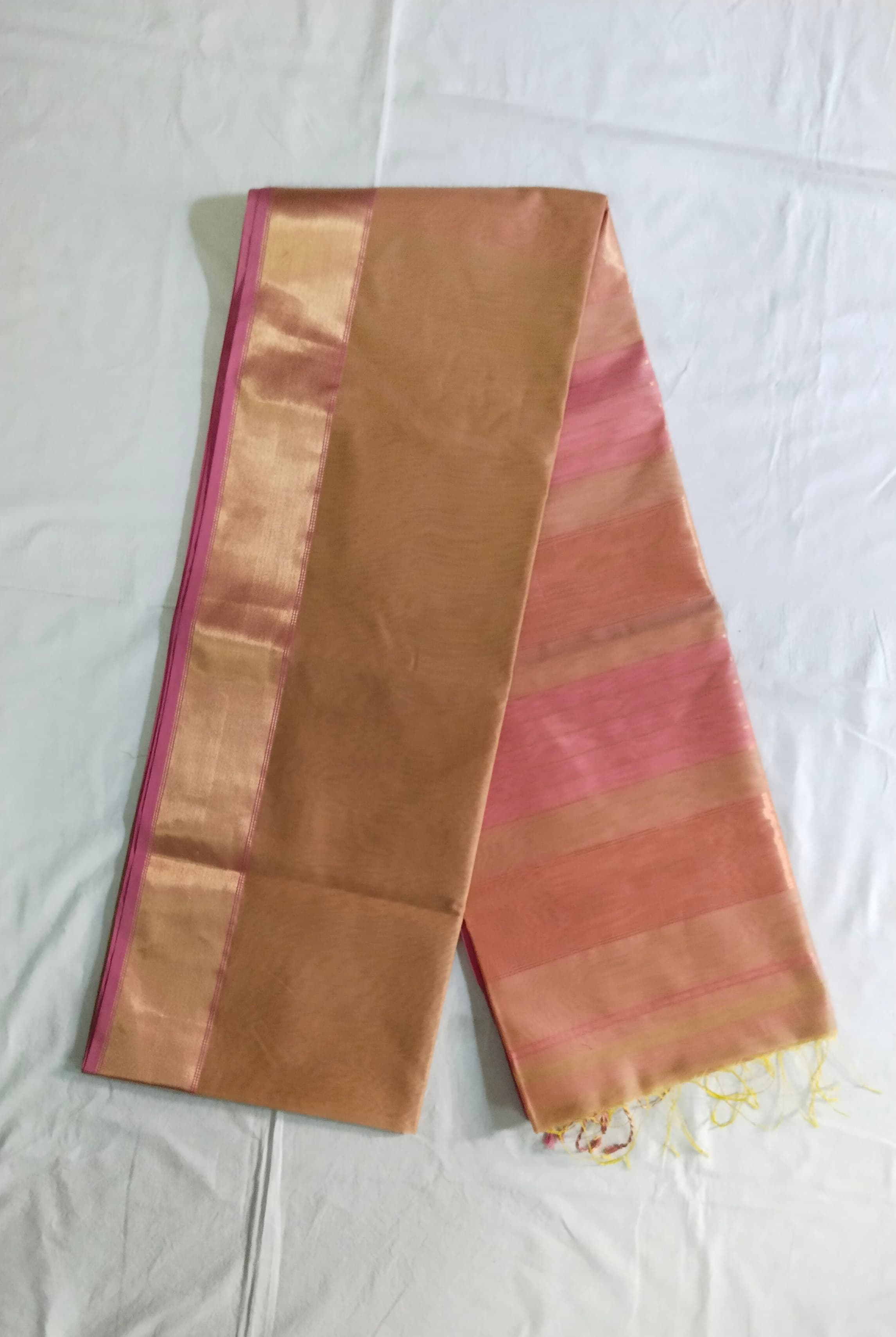 Gold Border Maheshwari Saree | Beige